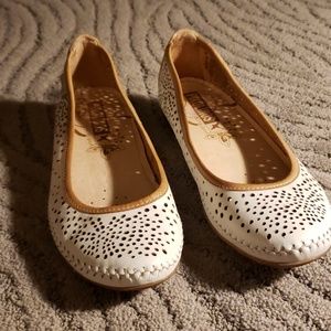 Pikolinos "Naturally Good" flats